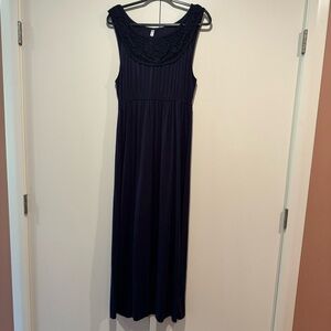 Women’s Sleeveless Maxi Dress in Navy Blue
